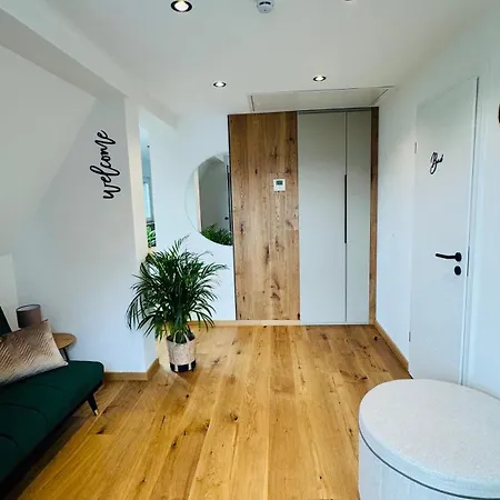 Апартаменты Klimatisierte Eifel-ferienwohnung 4pl2 Mechernich, Obergartzem, Satzvey - Nahe Krewelshof, Burg Satzvey & Phantasialand *