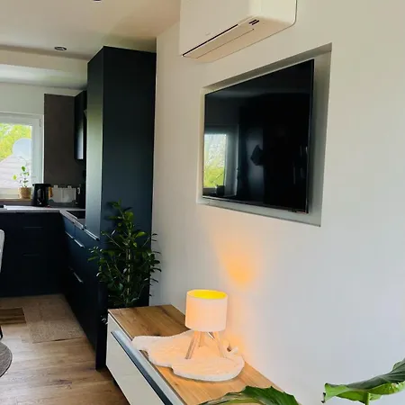 Klimatisierte Eifel-ferienwohnung 4pl2 Mechernich, Obergartzem, Satzvey - Nahe Krewelshof, Burg Satzvey & Phantasialand Апартаменты Мехерних