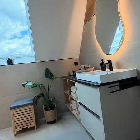 Апартаменты Klimatisierte Eifel-ferienwohnung 4pl2 Mechernich, Obergartzem, Satzvey - Nahe Krewelshof, Burg Satzvey & Phantasialand