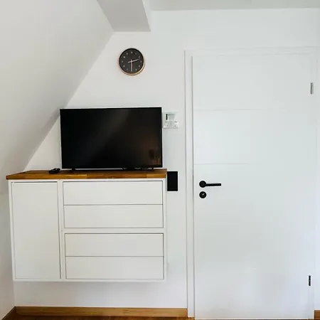 Apartmán Klimatisierte Komfort-eifel-ferienwohnung Mechernich, Obergartzem, Satzvey - Nahe Krewelshof, Burg Satzvey & Phantasialand Mechernich
