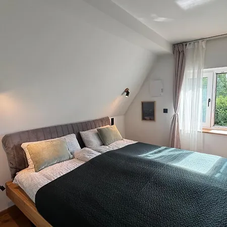 Klimatisierte Komfort-eifel-ferienwohnung Mechernich, Obergartzem, Satzvey - Nahe Krewelshof, Burg Satzvey&phantasialand Apartment